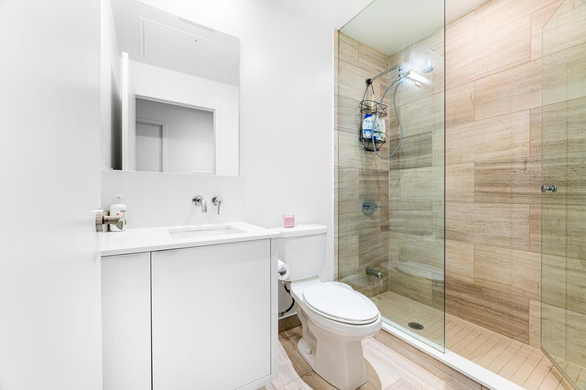 Presidential Suite Heart Of Downtown With Stunning View Toronto Eksteriør billede